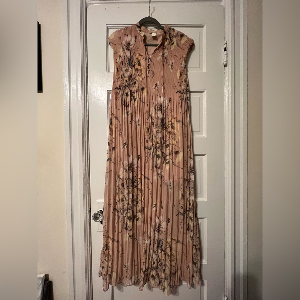 Light pink, long floral H&M dress Size 2